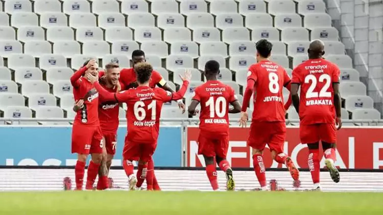 Fatih Karagümrük – Gaziantep FK Maçı Saat Kaçta? Hangi Kanalda?